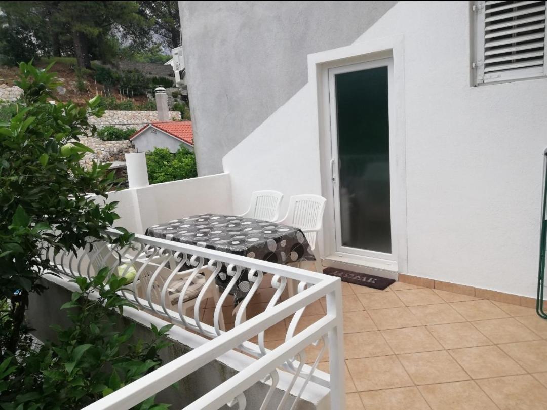 Apartman Neven Podgora Esterno foto